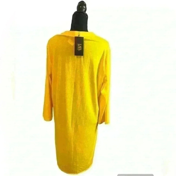 ๐ NWT Bright Yellow T-shirt Dress - Picture 3 of 6